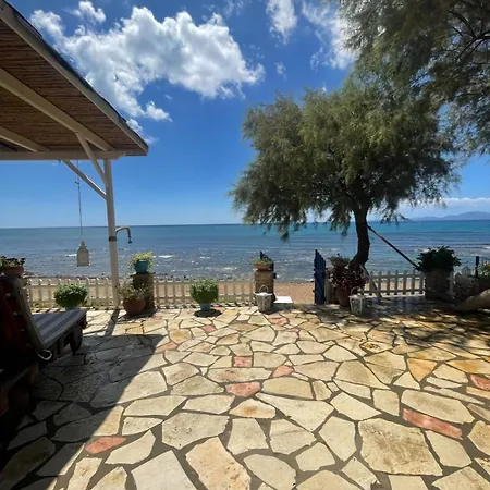 Avra House 度假居 *