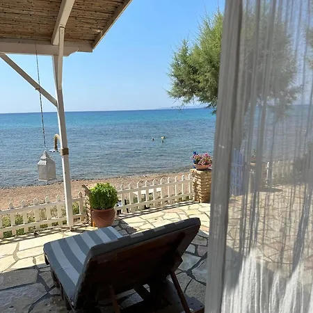 Avra House Holiday home *
