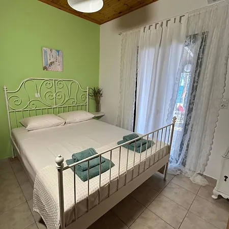 Holiday home Avra House