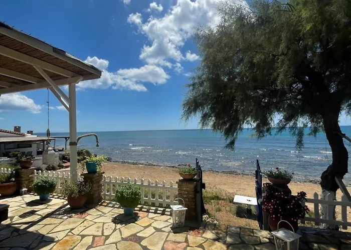 בית נופש Avra House