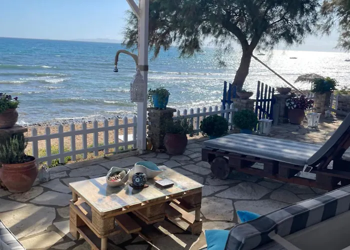 Avra House בית נופש *